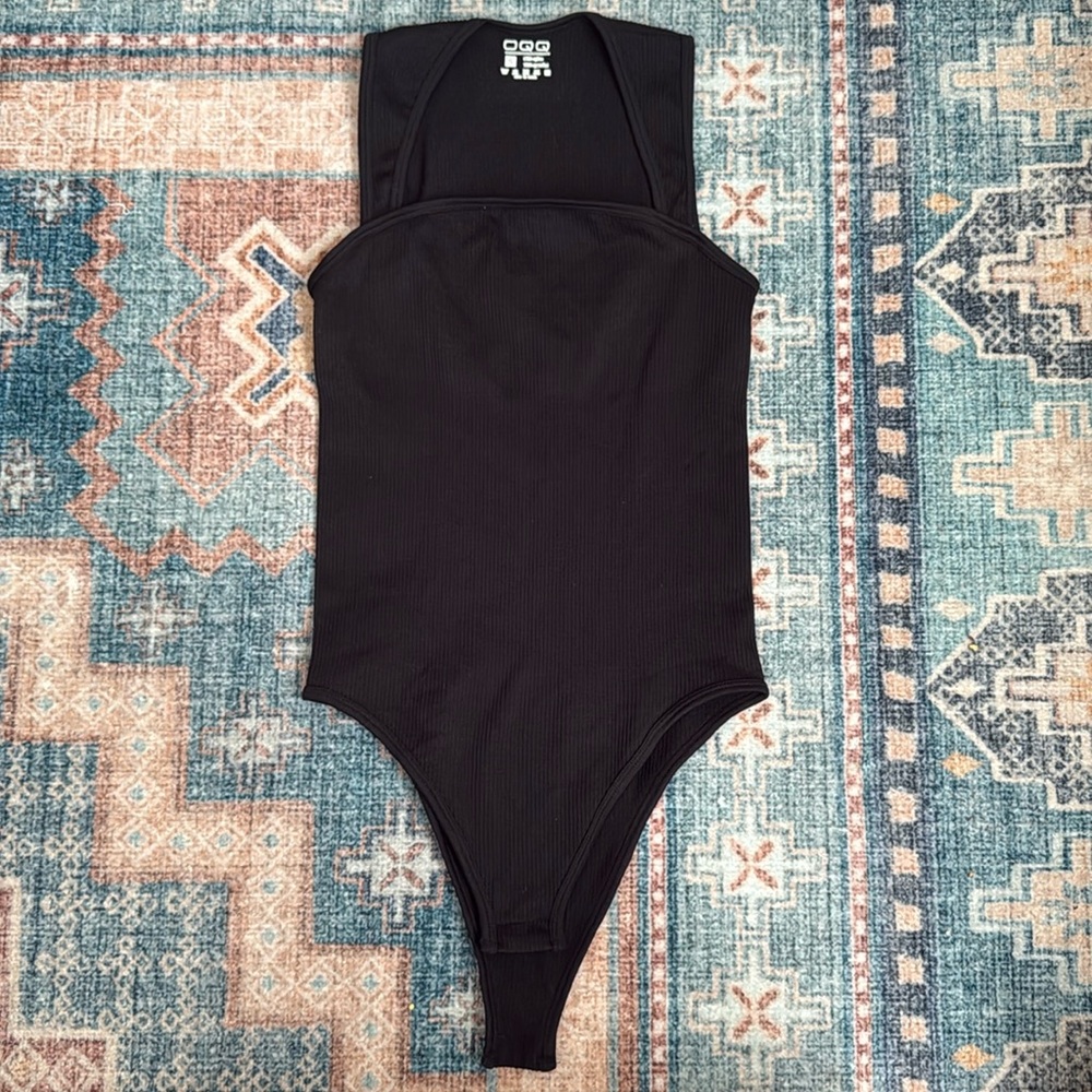 Viral OQQ Black Bodysuit